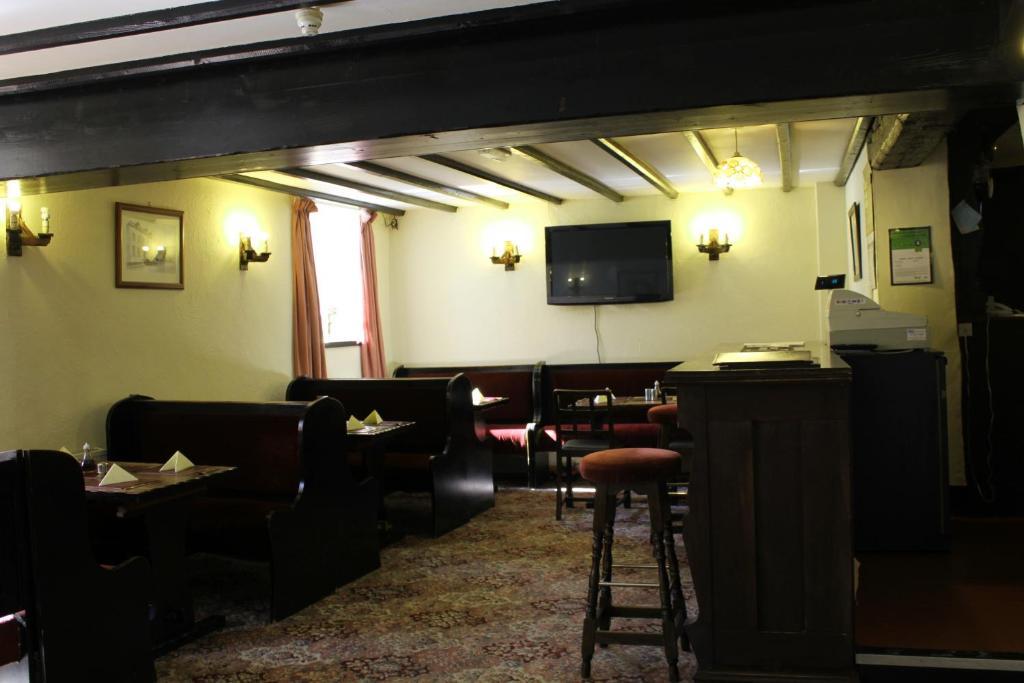 Owain Glyndwr Hotel Corwen Exterior photo