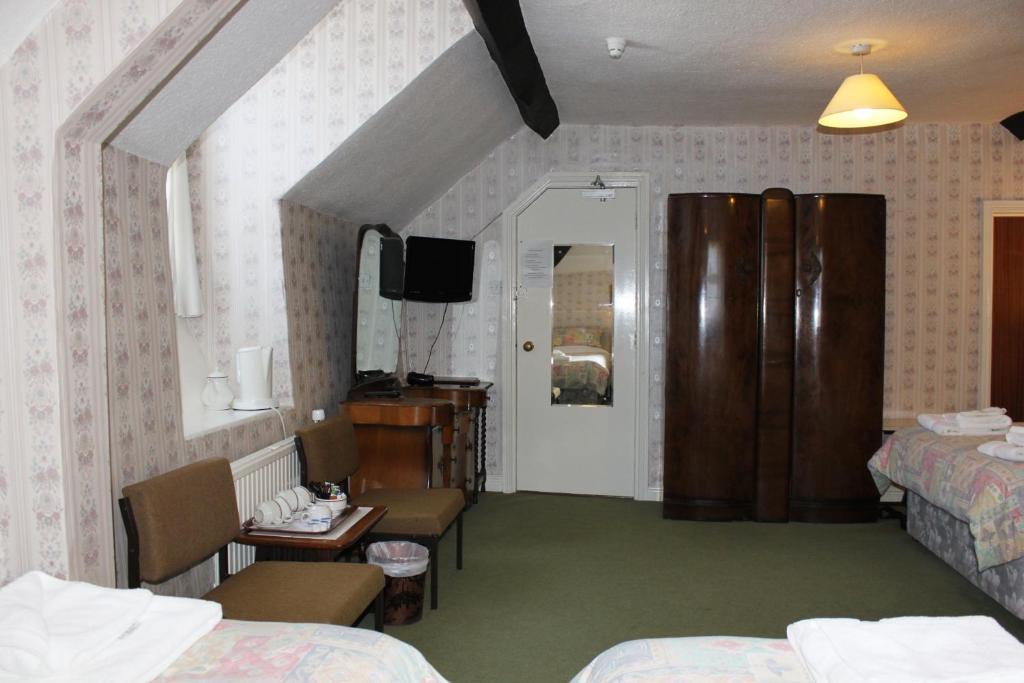 Owain Glyndwr Hotel Corwen Room photo