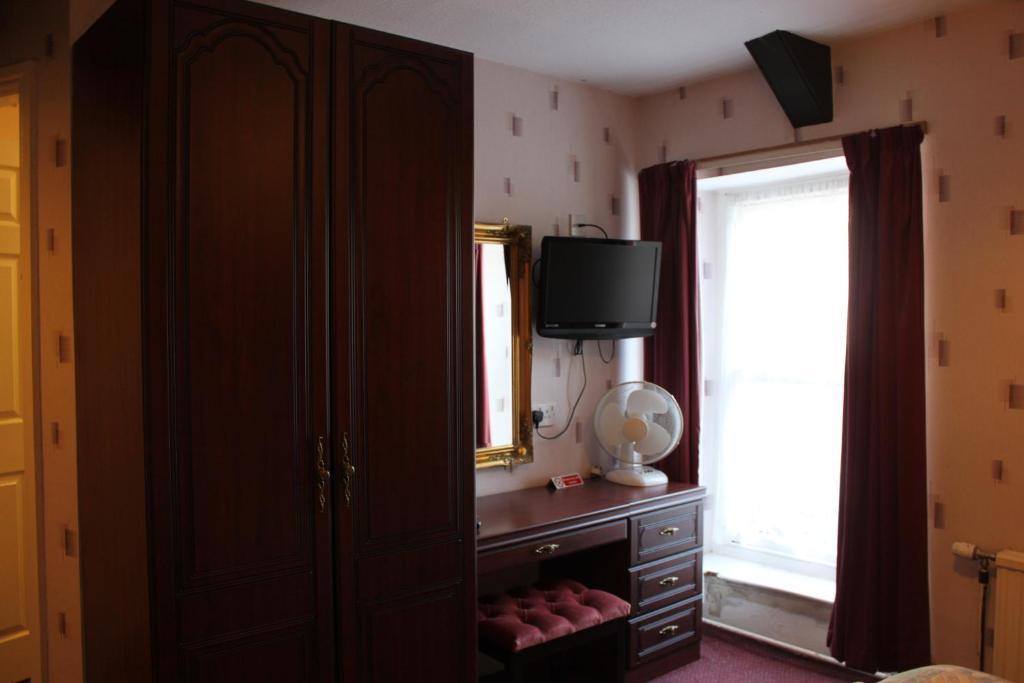 Owain Glyndwr Hotel Corwen Room photo