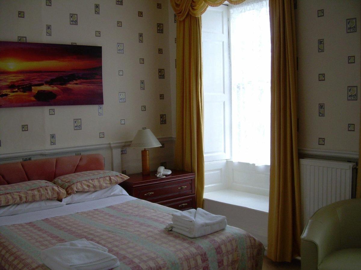Owain Glyndwr Hotel Corwen Room photo
